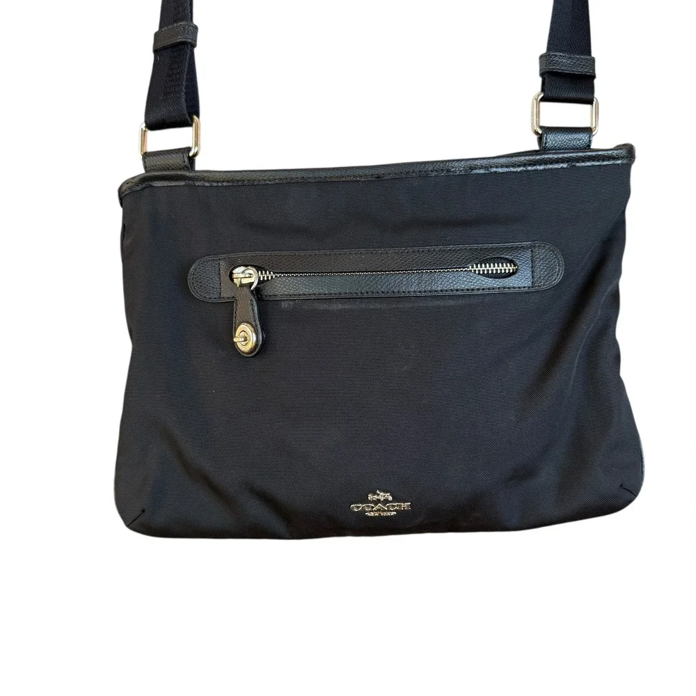 Coach Black‎ Nylon Crossbody Bag Leather Trim Gold Hardware 36707 Messenger